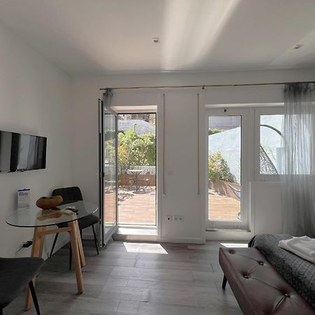 Almada Studios & Suites Porto Bagian luar foto