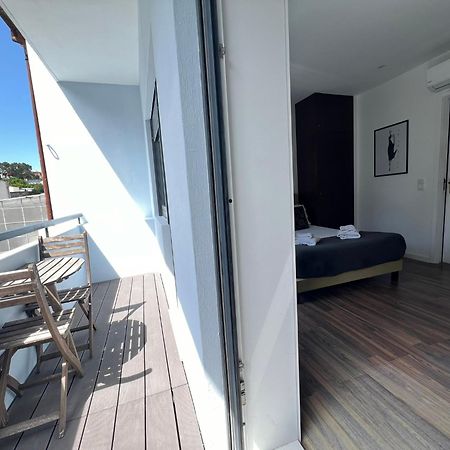Almada Studios & Suites Porto Bagian luar foto