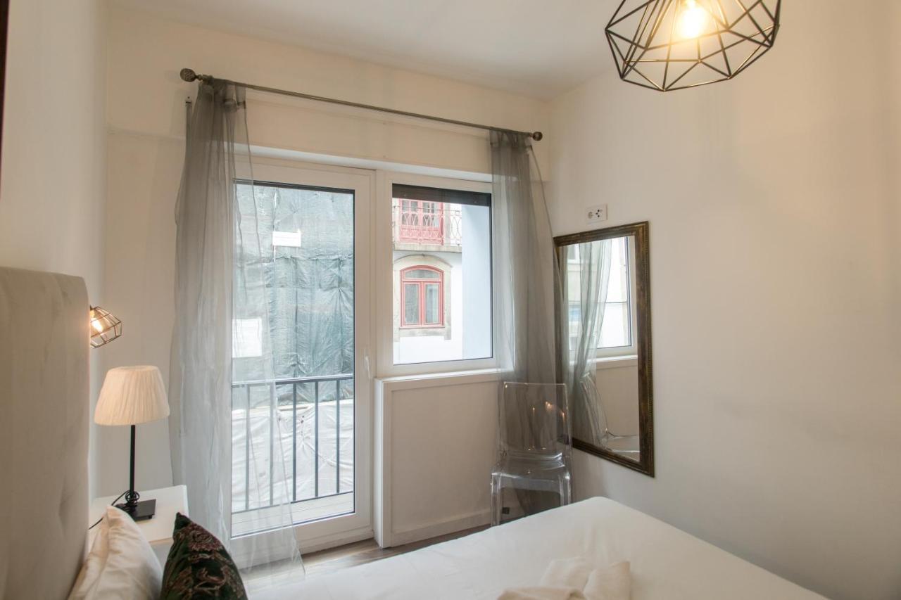 Almada Studios & Suites Porto Bagian luar foto