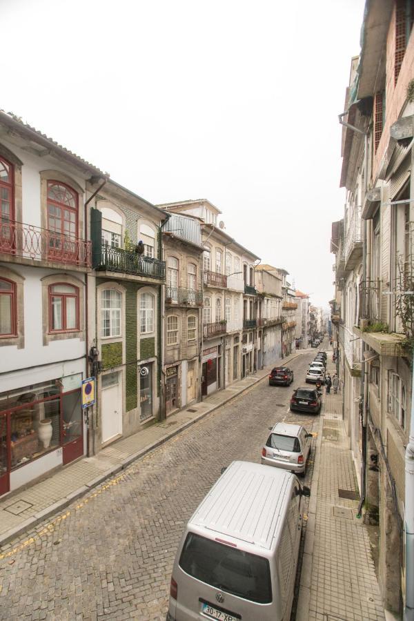 Almada Studios & Suites Porto Bagian luar foto