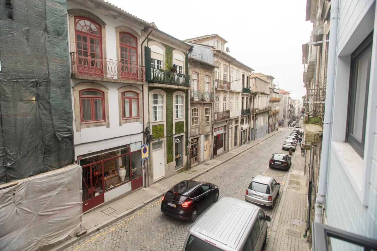 Almada Studios & Suites Porto Bagian luar foto