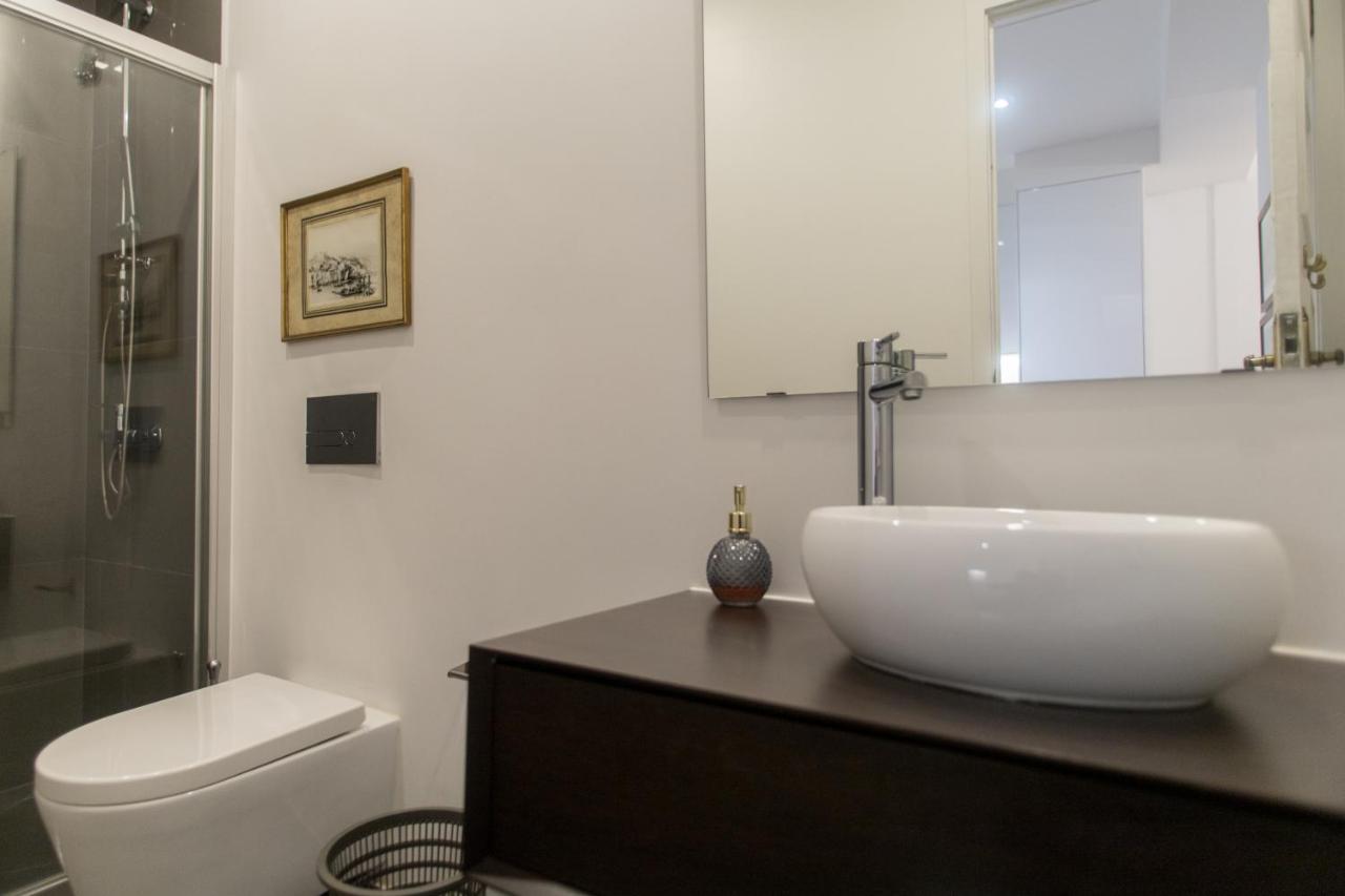 Almada Studios & Suites Porto Bagian luar foto