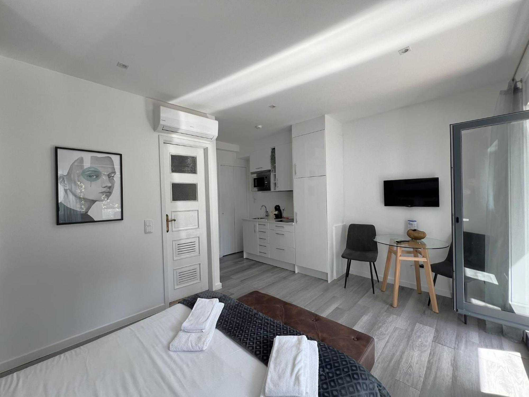 Almada Studios & Suites Porto Bagian luar foto